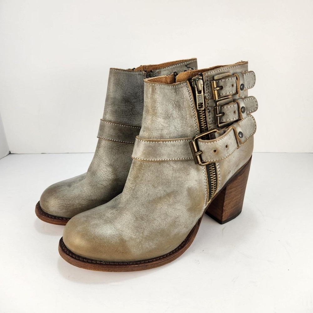 Freebird  Women's Size 8 Distressed Leather Buckle Ankle Boots Block Heel